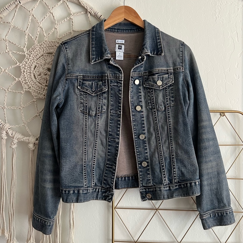 M | Gap Stretch Jean Jacket